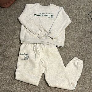 Grey white fox boutique sweater top s/m bottoms s